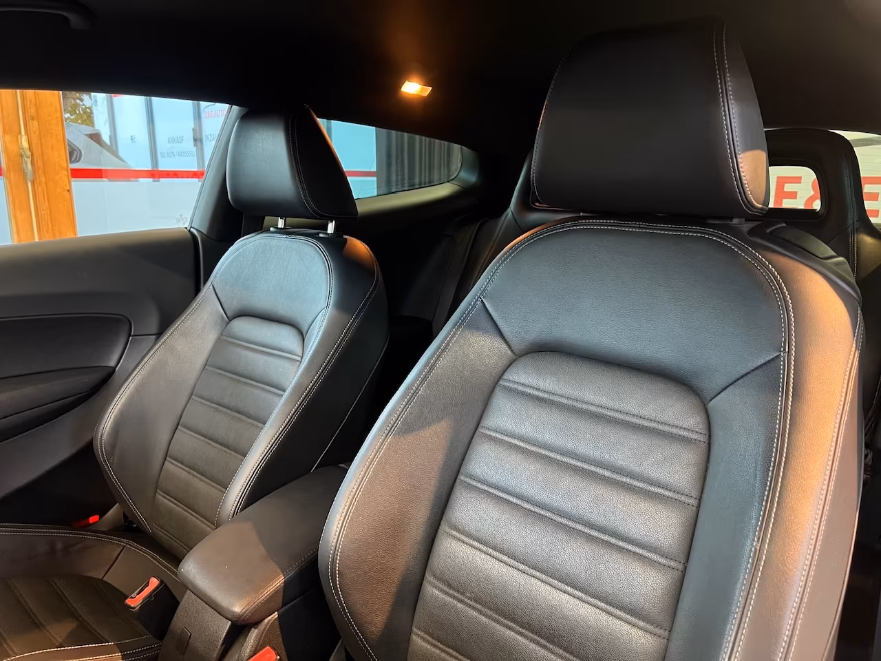 Volkswagen Scirocco 2.0 TDI |R-CAM|NAVI|2-ZONE|MFL|SHZ|
