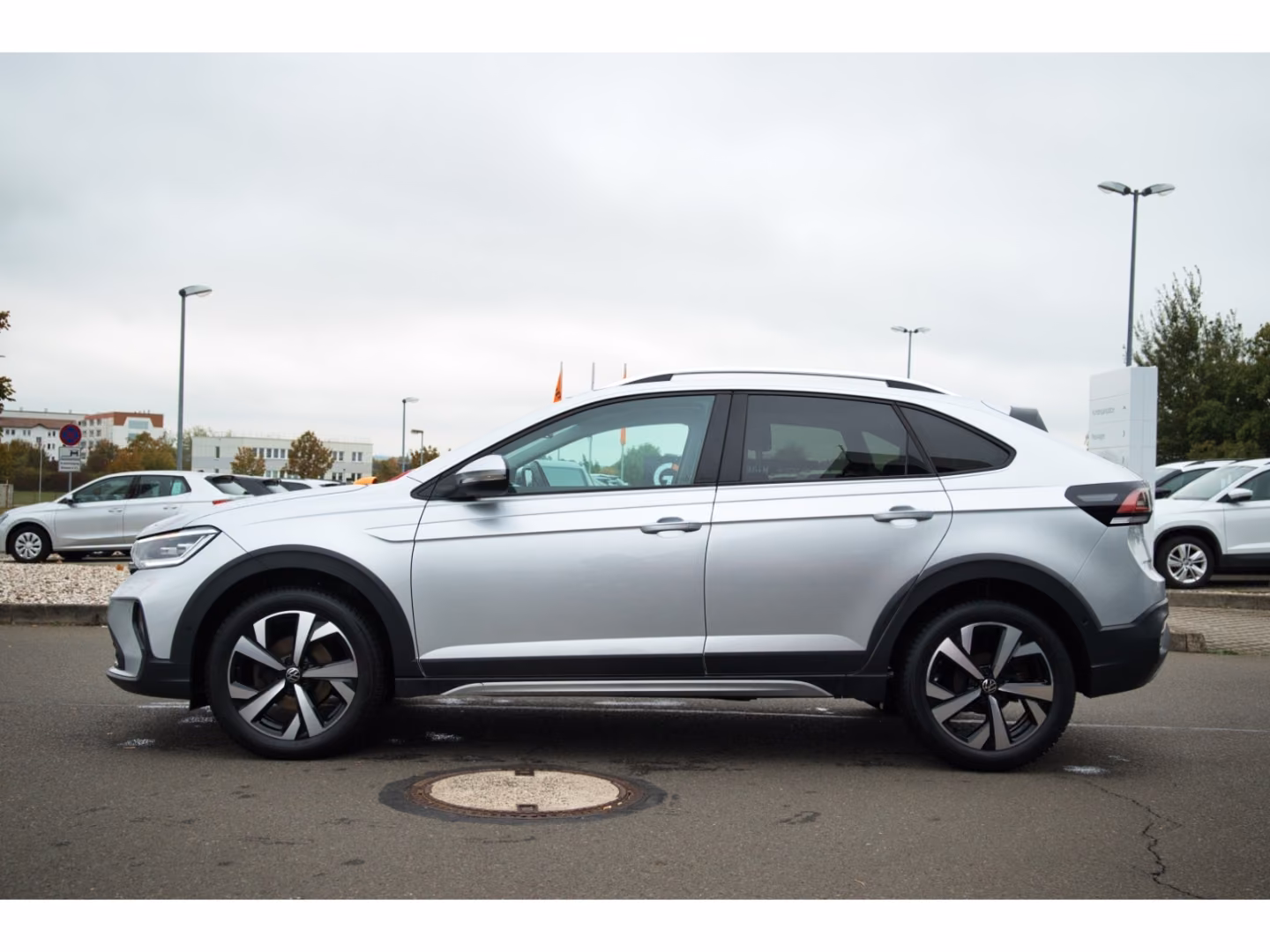 Volkswagen Taigo 1.0 TSI Style DSG Navi LED Tempomat SHz
