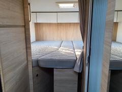 Chausson C727, Alkoven, MJ25