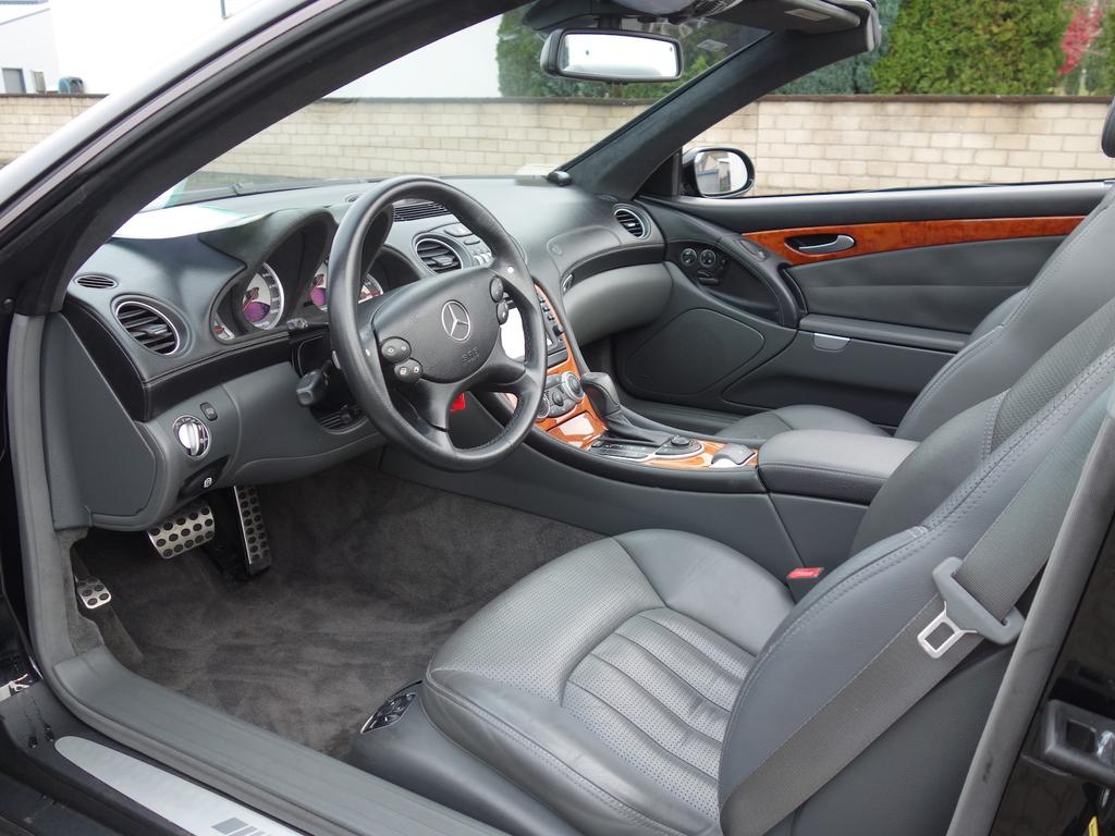Mercedes-Benz SL 55 AMG