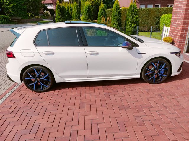 Volkswagen VW Golf R 20 Years Pano,Akra,Leder,IQ Ligh...