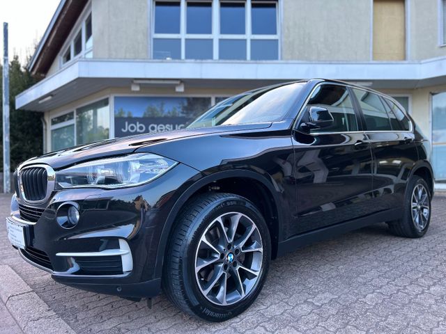 BMW X5 xDrive30d Aut. Navi Leder Xenon Pdc Tüv NEU