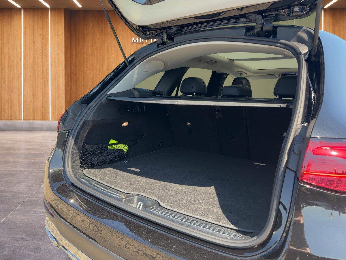 Mercedes-Benz GLC 200 AMG PREMIUM+PANOD+KEYG+360+DIGILI+TOTWIN