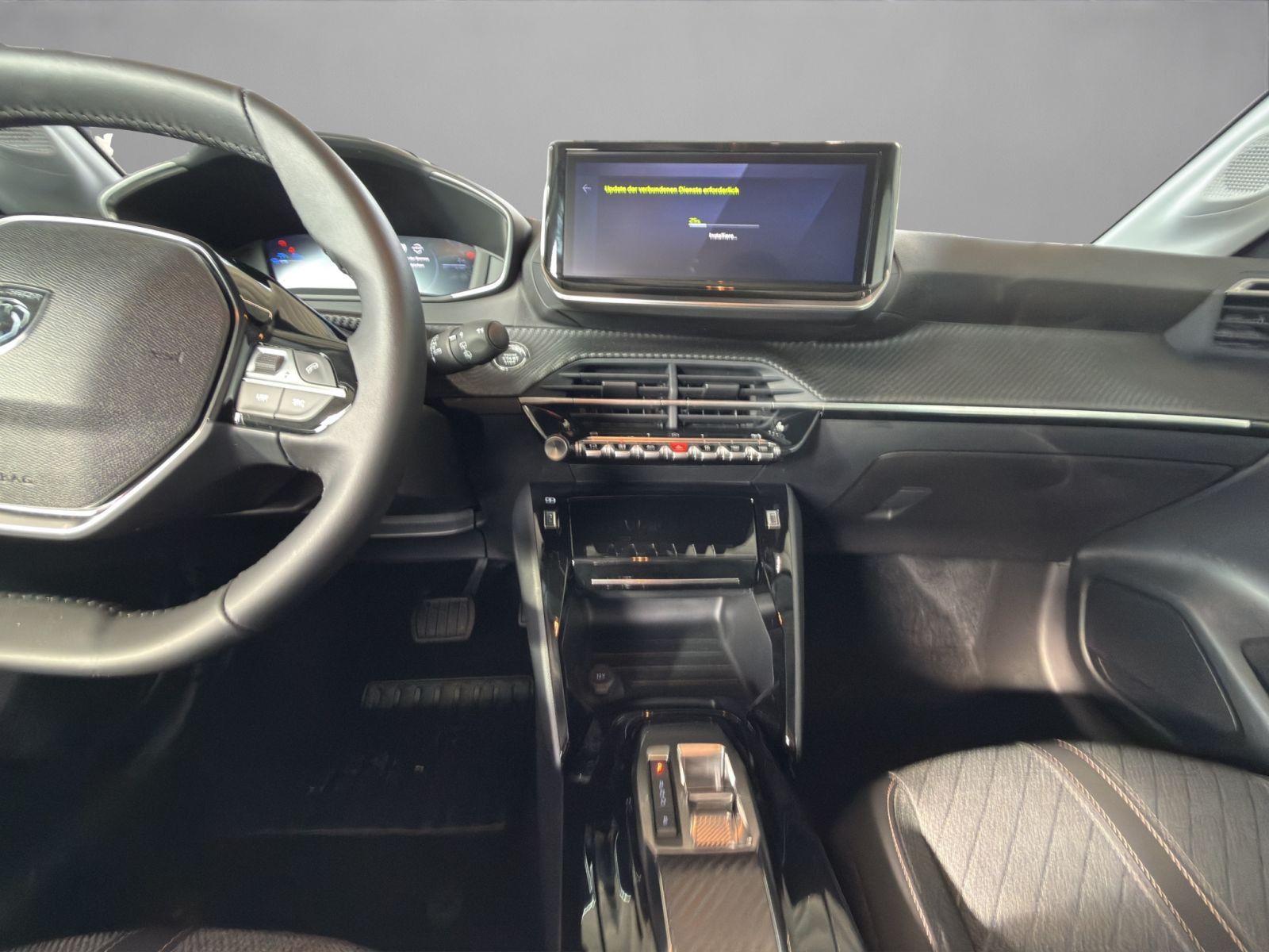 Peugeot 208 - Bild 14