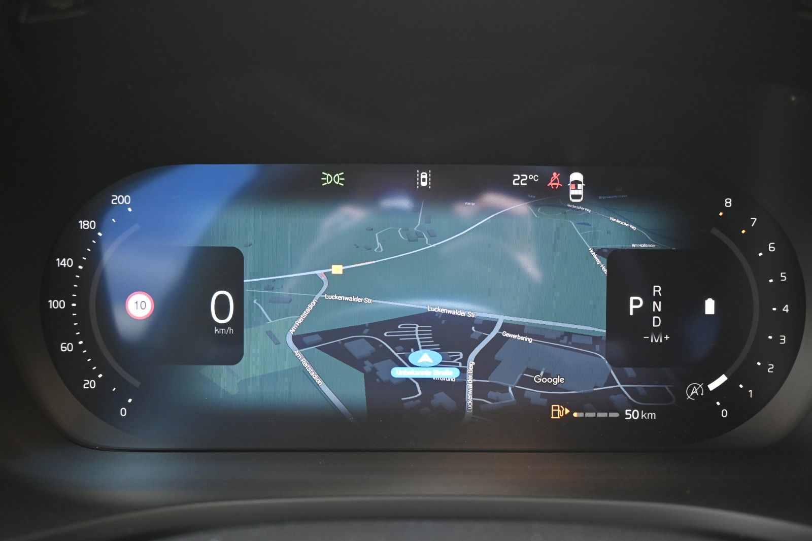 Fahrzeugabbildung Volvo V60 B4 Benzin DKG Plus Dark*FSHZG*360°*ACC*AHK