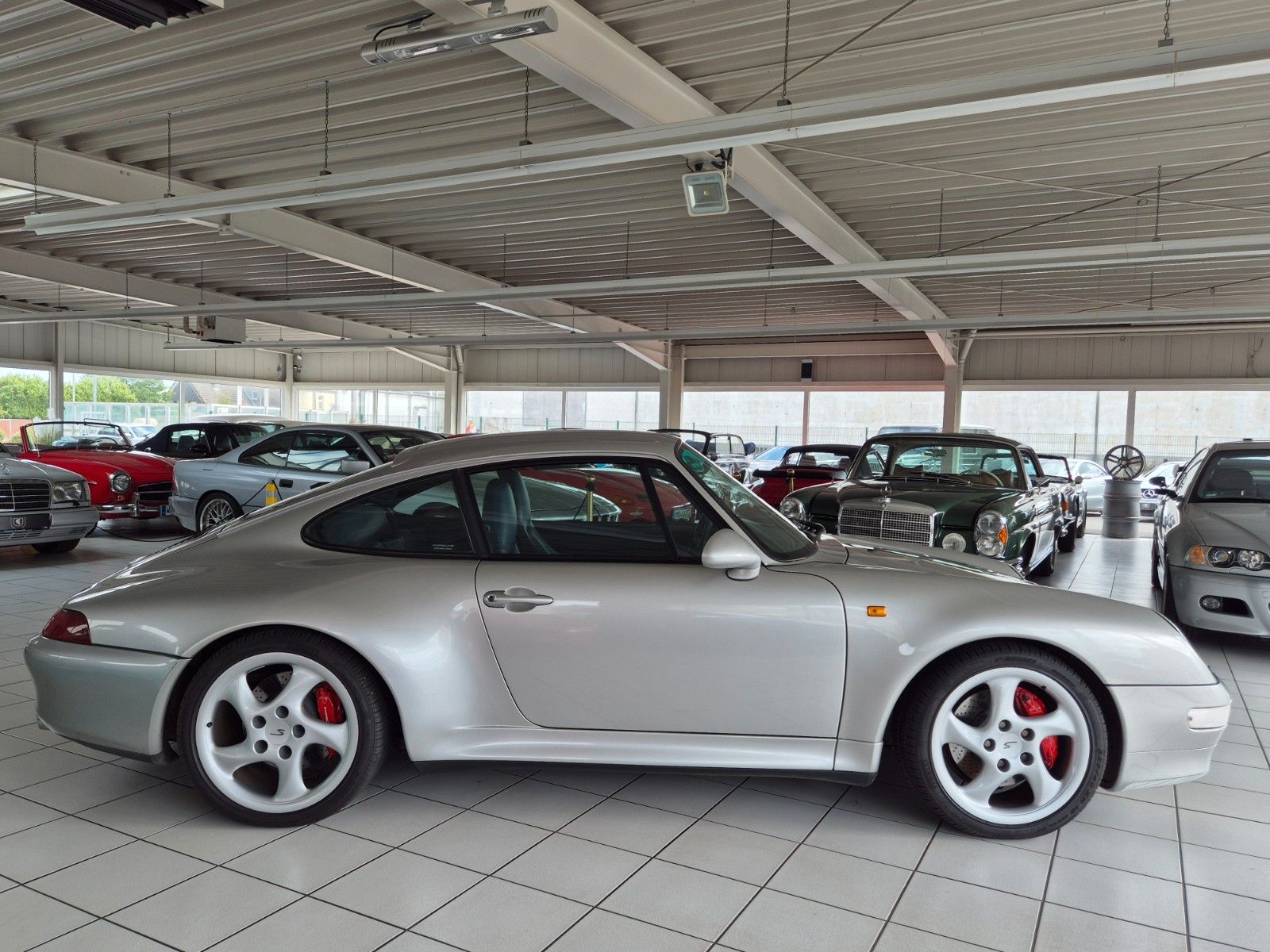 Fahrzeugabbildung Porsche 993 4S Coupé/NL-Fzg/1A Historie/Collector´s Car