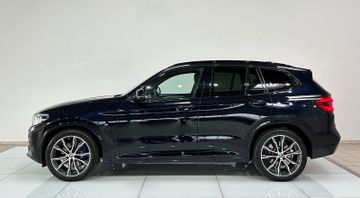 Fahrzeugabbildung BMW X3 xD30d M SPORT Panorama AHK Kamera HUD Alarm
