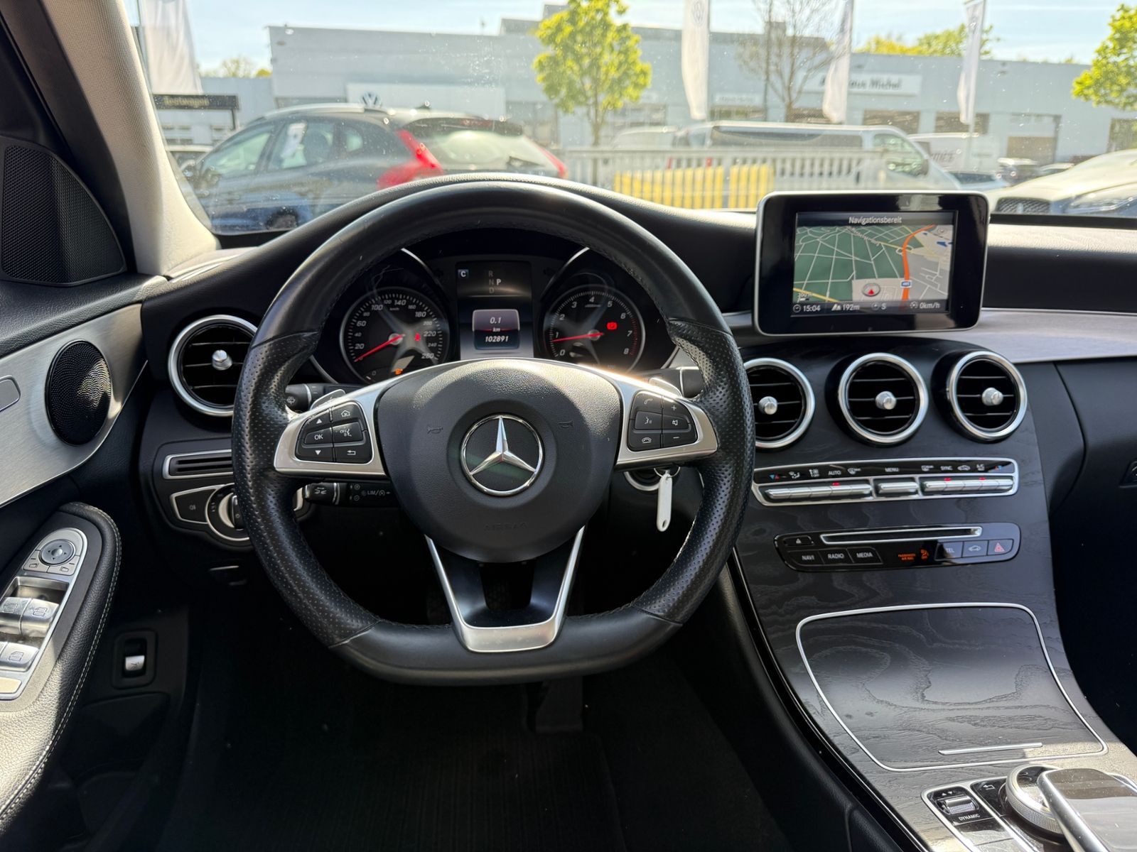 Fahrzeugabbildung Mercedes-Benz C 200 9G-TRONIC AMG Line DISTR. NAVI LED