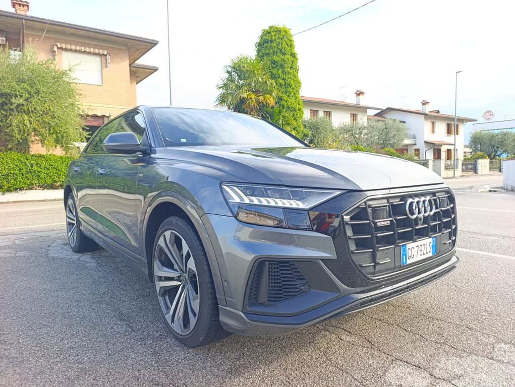 Image of Audi Q8
