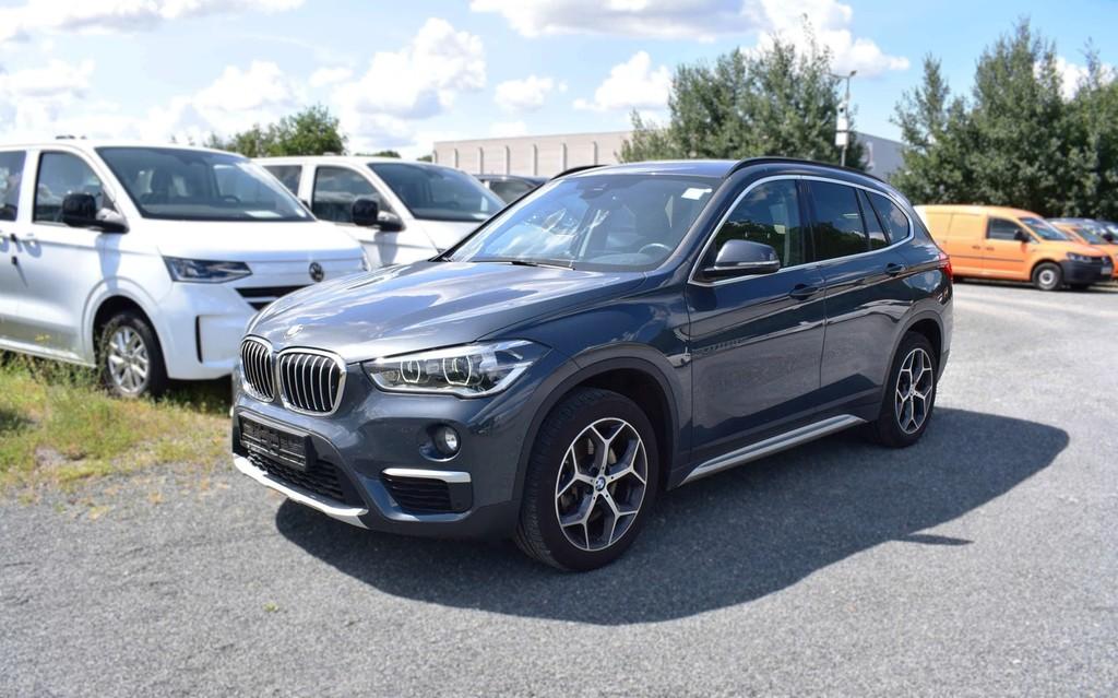 BMW X1 xDrive 20 d *LED*HuD*Leder*RüKam
