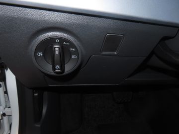Fotografie 13 des Seat Arona FR 1.0 TSi DSG VollLED FullLink WinterPake