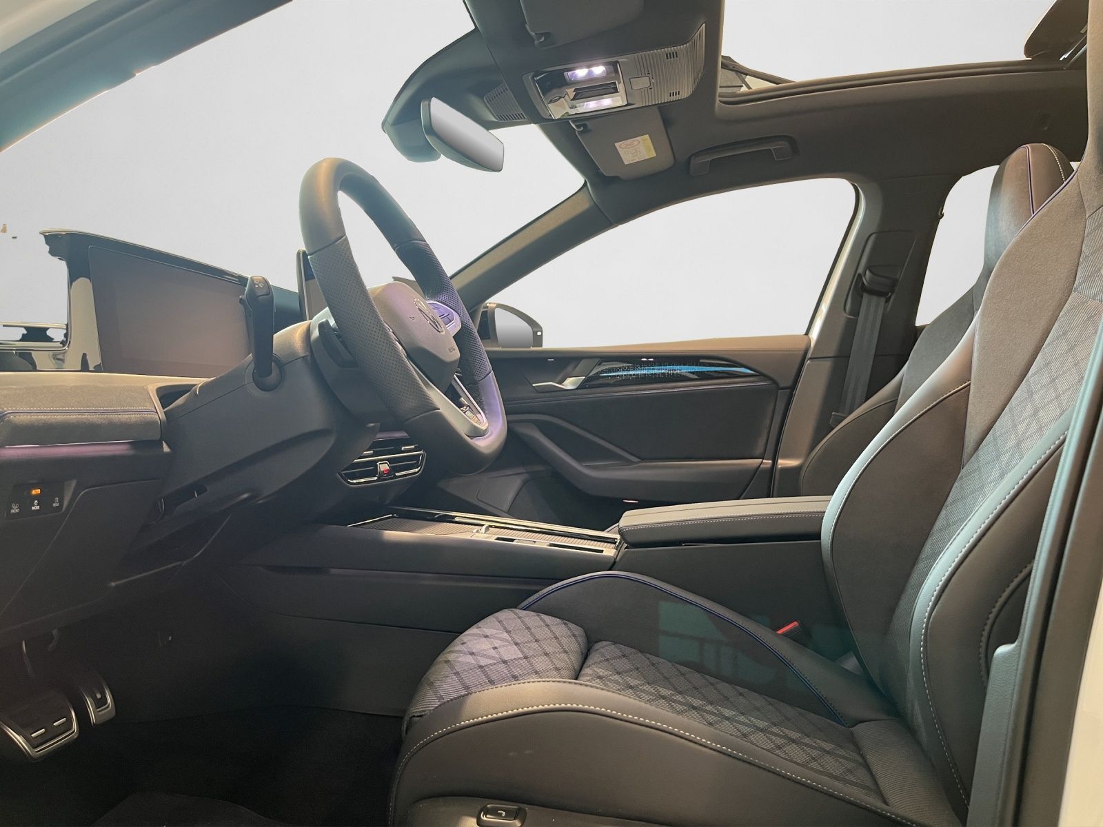 Volkswagen Passat - Bild 14