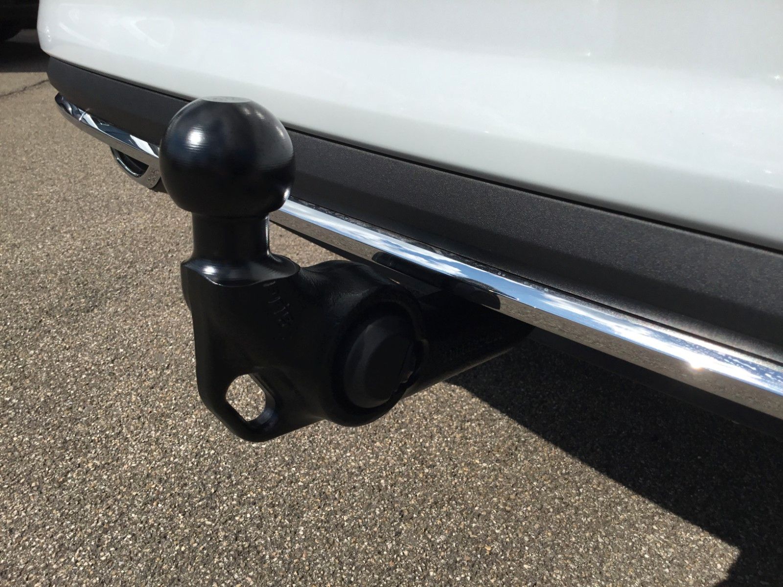 Fahrzeugabbildung SKODA Karoq 2.0l TSI DSG 4x4 Sportline+AHK+Matrix+Pano