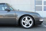 Porsche 911 993 Carrera Cabriolet / Schalter / 1A Farbe - Porsche aus 1995: 911 Carrera