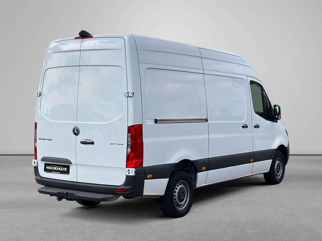 Fahrzeugabbildung Mercedes-Benz Sprinter 317 CDI KA Navi*LED*AHK