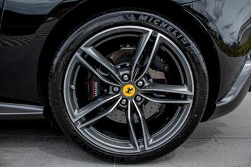 صورة مصغرة 13 لـ 2021 Ferrari ROMA