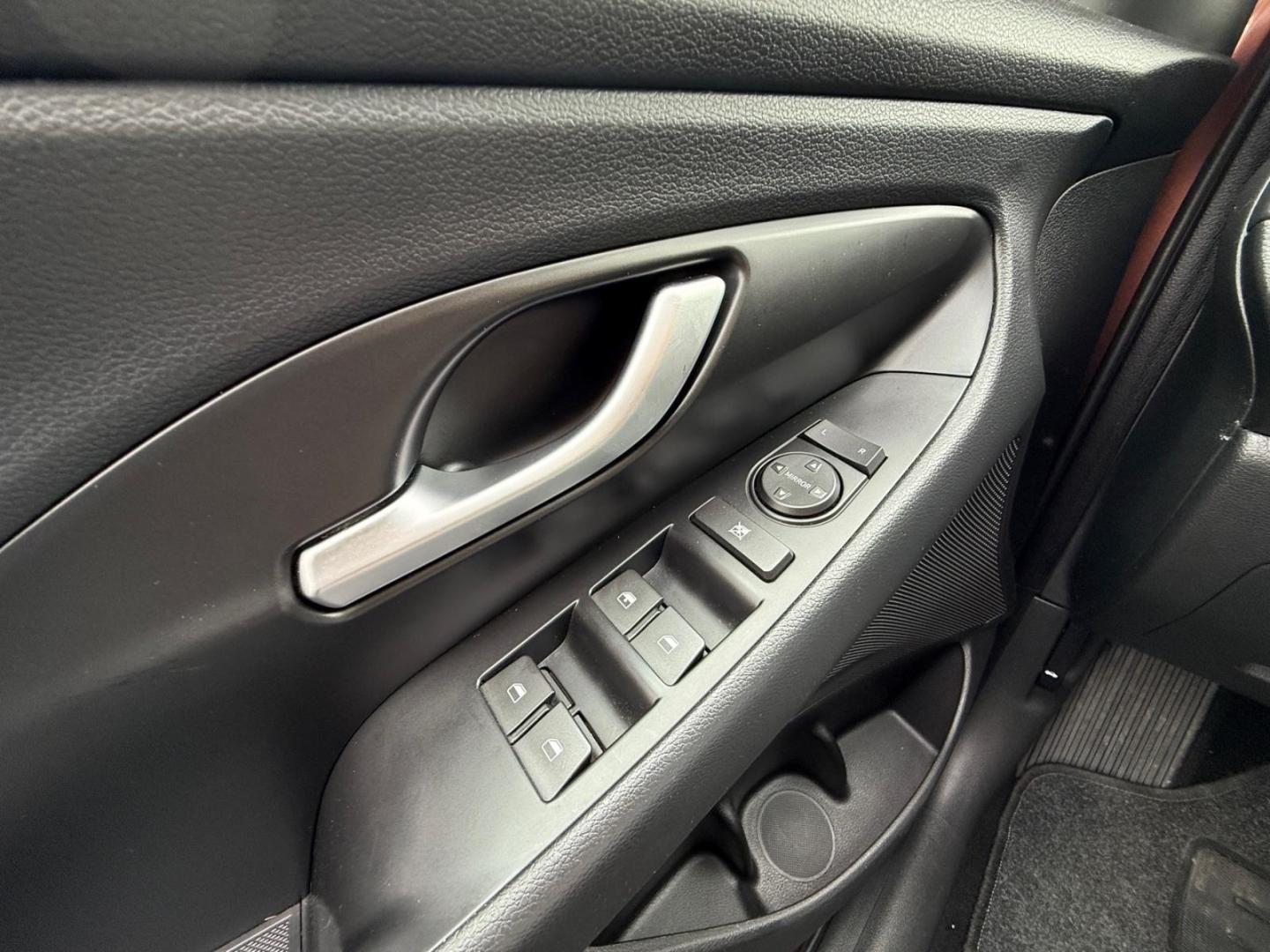 Hyundai i30 cw Premium 1.4T LED Bluetooth Kamera Sitzhzg