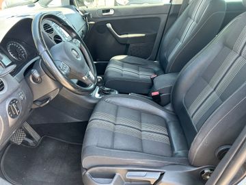Volkswagen Golf Plus - 12