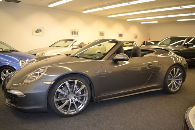 Porsche 991 Carrera 4 Cabrio (Super Zustande/Scheckheft)