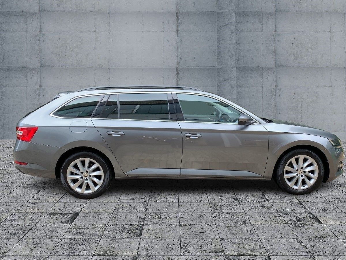 Skoda Superb - Bild 7