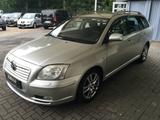 Toyota Avensis Kombi 1.8 Sol/Klima/AHK/Sitzh/Allwetter - gebrauchte Toyota Avensis aus dem Jahr 2004