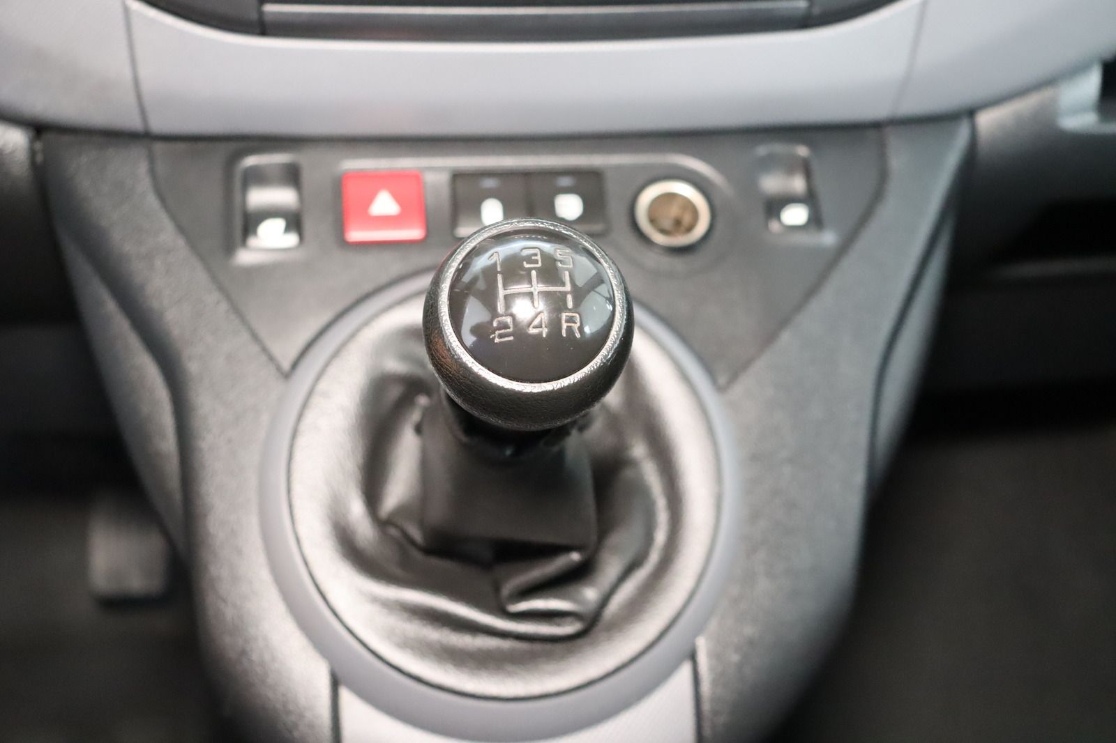 Fahrzeugabbildung Citroën Berlingo Kasten 1.6 HDi * 2 Schiebetüren * AHK *