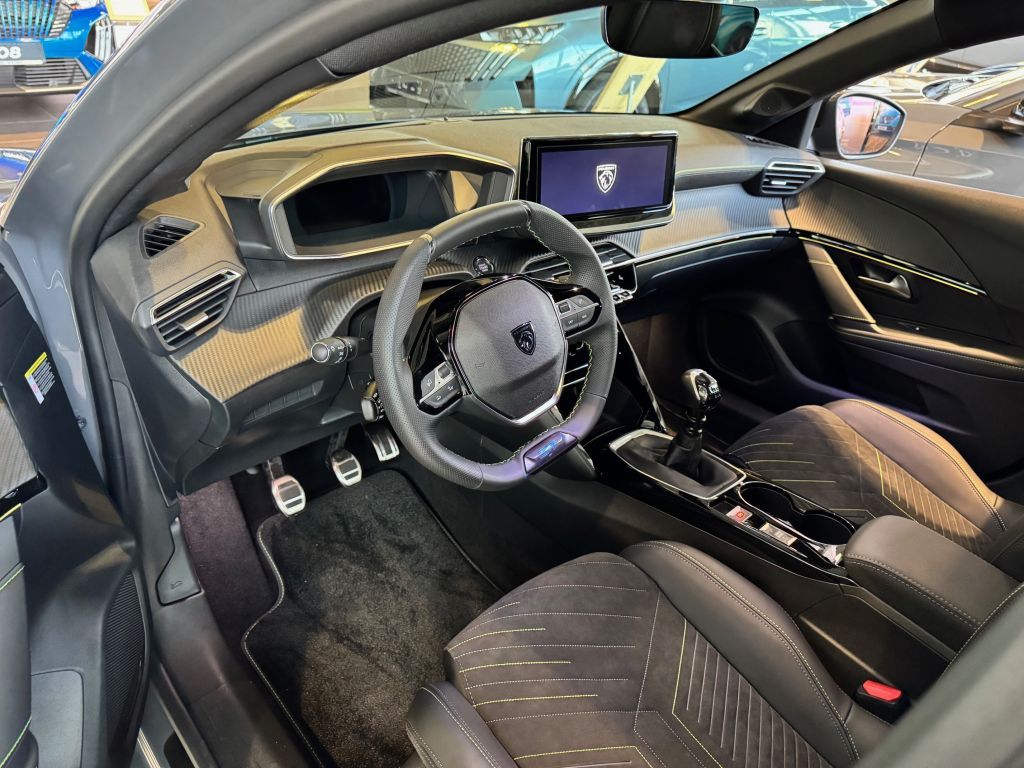 Peugeot 208 - Bild 5