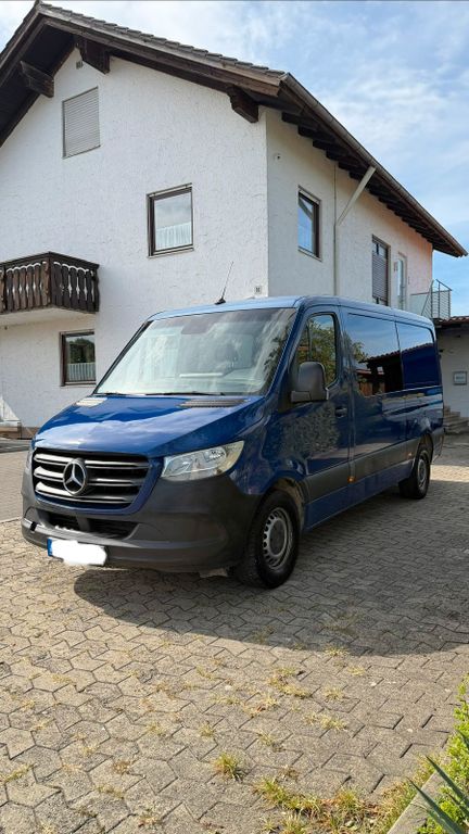 Image of Mercedes-Benz Sprinter