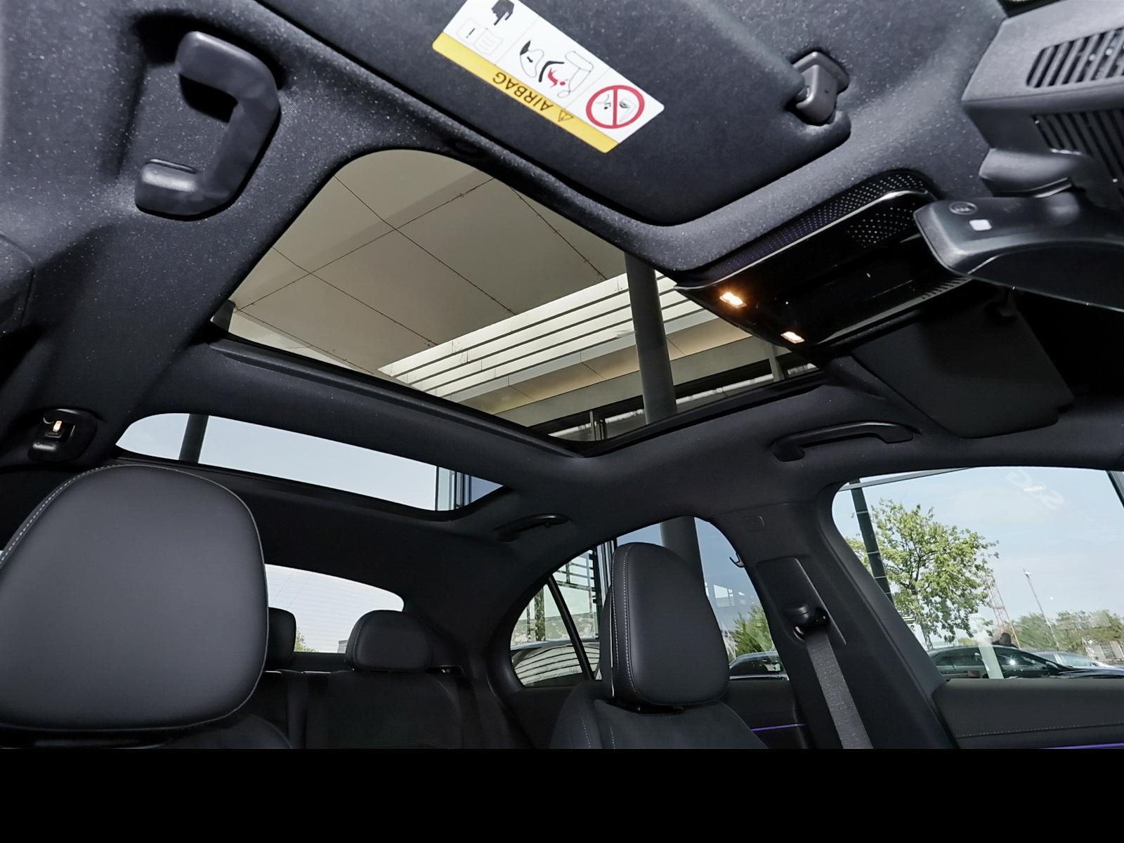 Mercedes-Benz E 220 d 4M AMG MBUX+DIG-LED+360°+AHK+Pano+Distro