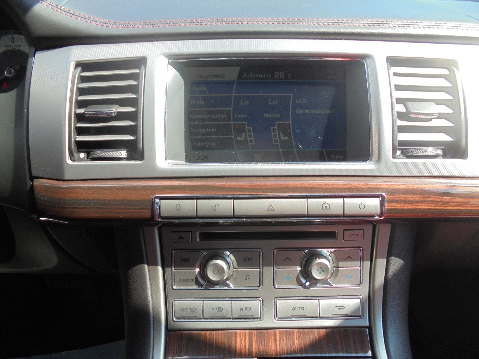 Fahrzeugabbildung Jaguar XF 3.0 V6, S Portfolio/Vollausstattung/Automatik