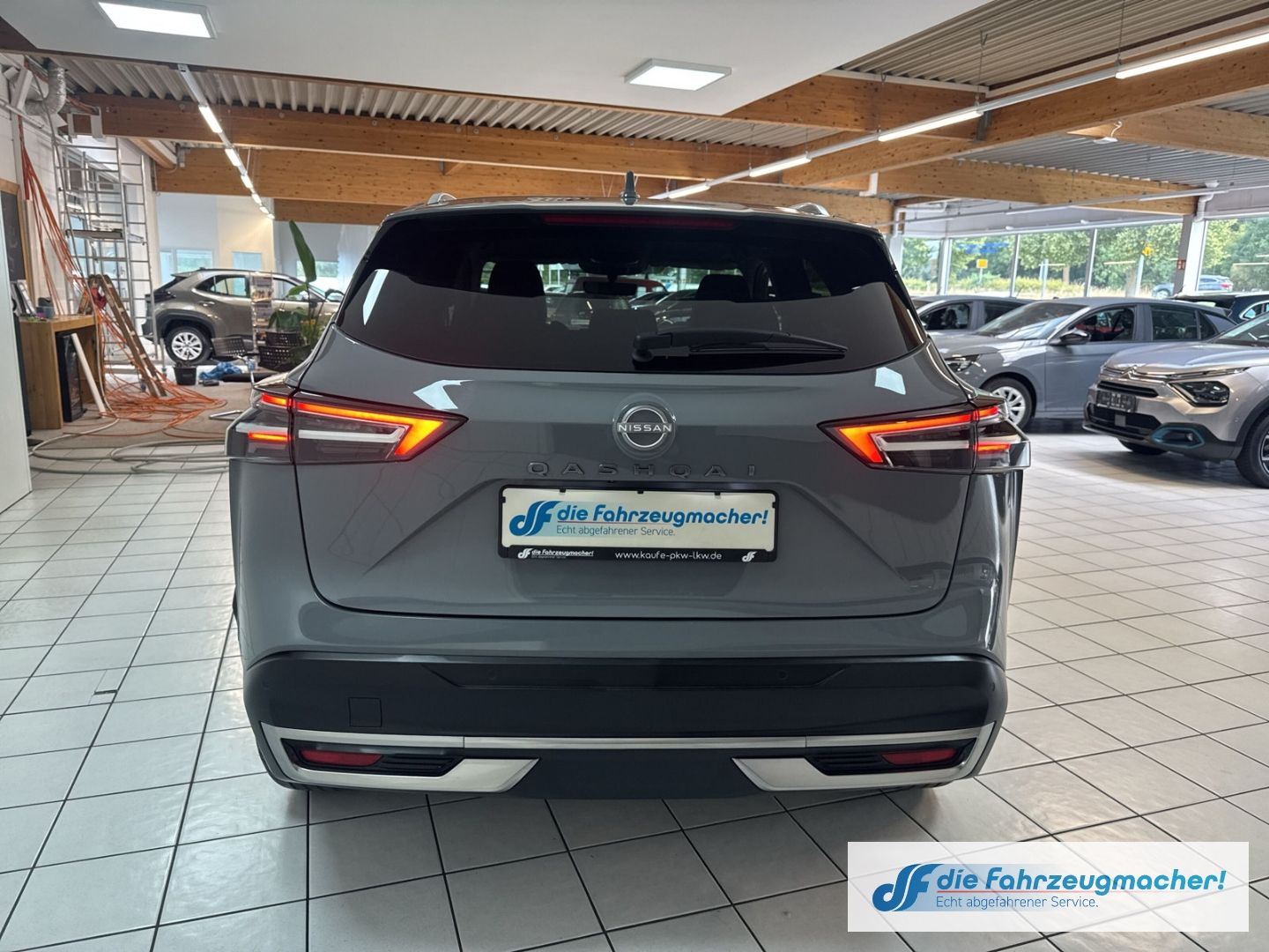 Fahrzeugabbildung Nissan Qashqai N-Connecta Navi 360 Kamera LED Apple Car