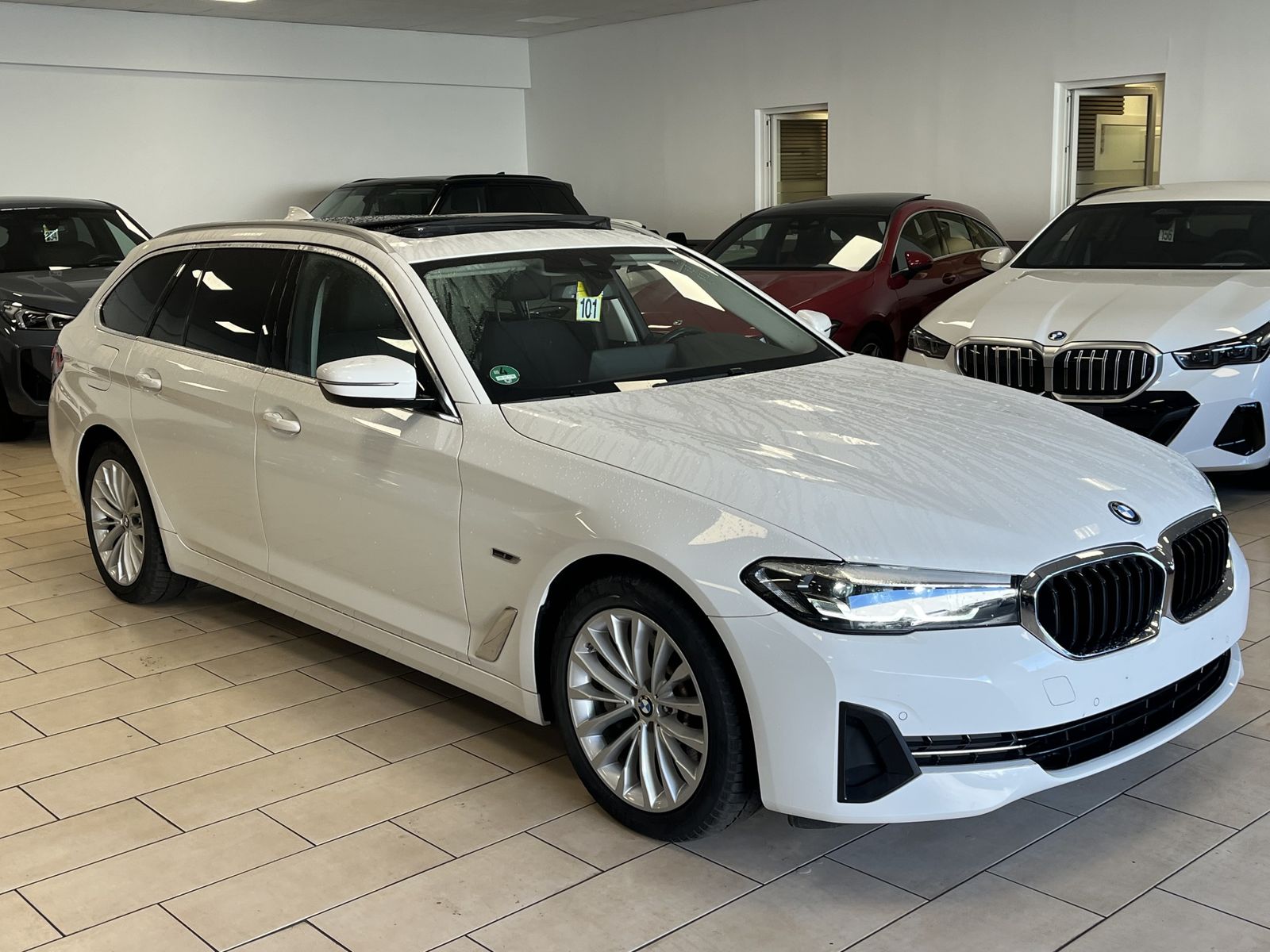 BMW 530 LED*Pano*AHK*Ambiente*Leder*ACC*Ambiente*SHZ