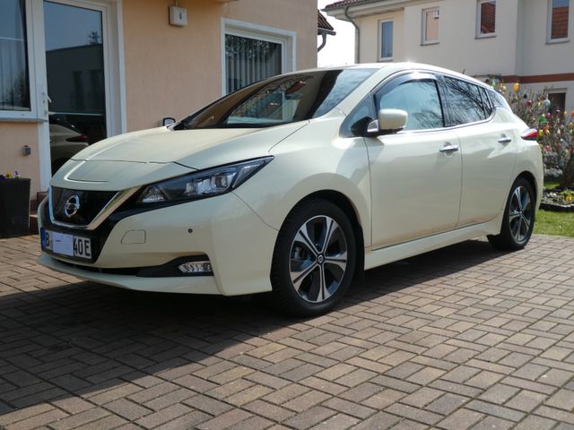 Nissan Leaf 150 PS 39KWH N-CONNECTA N-CONNECTA