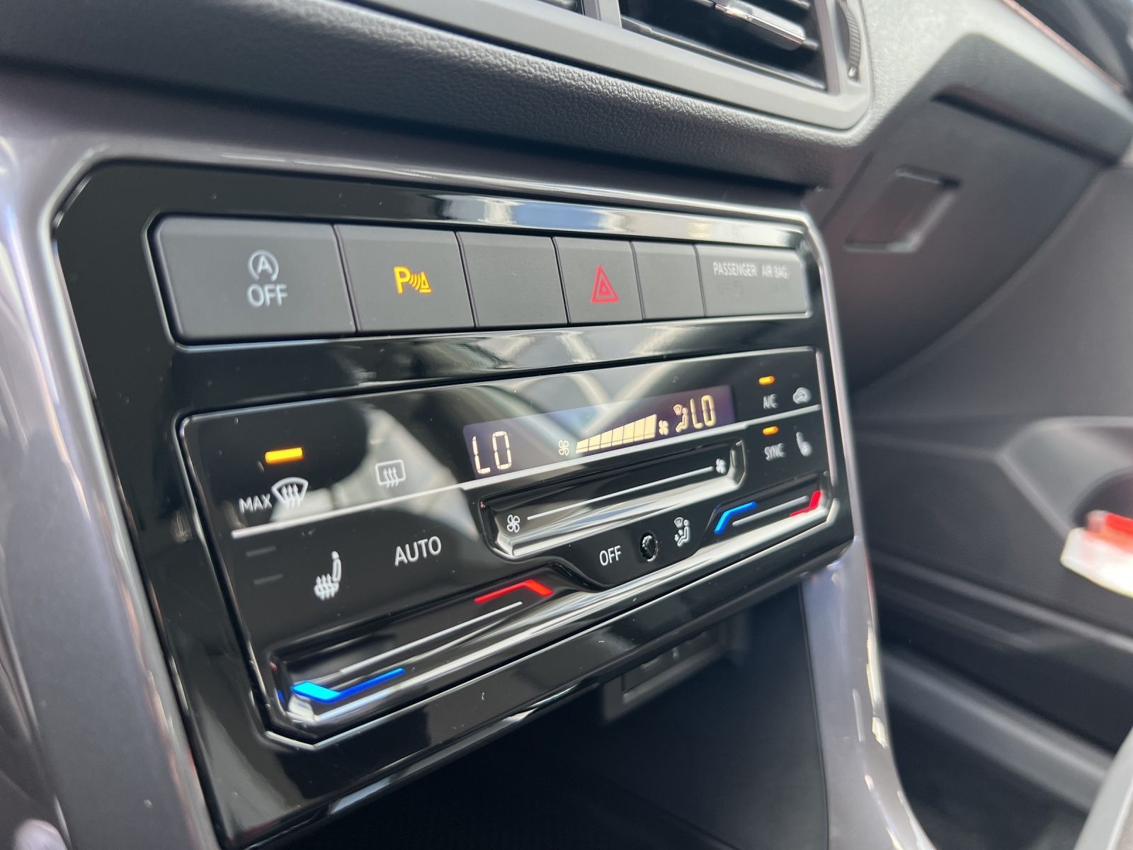 T-Cross Style 1.0 l TSI AHK*Navi*Kamera