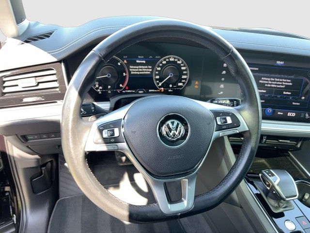 Touareg Elegance 4Motion MATRIX PANO AHK HUD