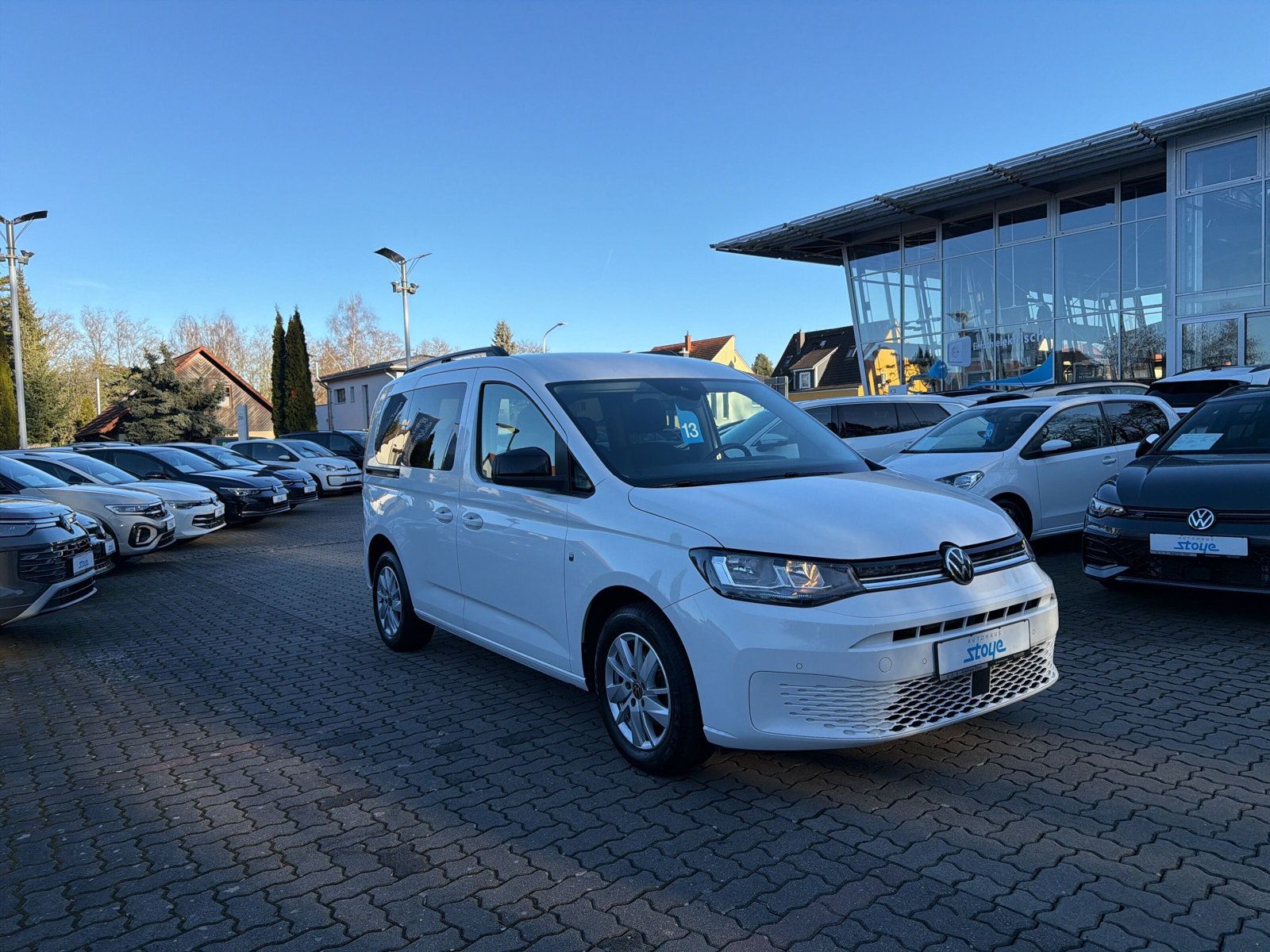 Caddy Life TDi Klima PDC v+h ACC Kamera Appl Car