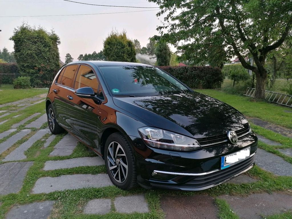 Image of Volkswagen Golf