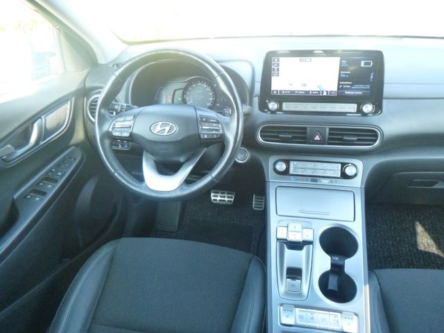 Fahrzeugabbildung Hyundai Kona Style Elektro 2WD >Wärmepumpe/KAM/NAV<