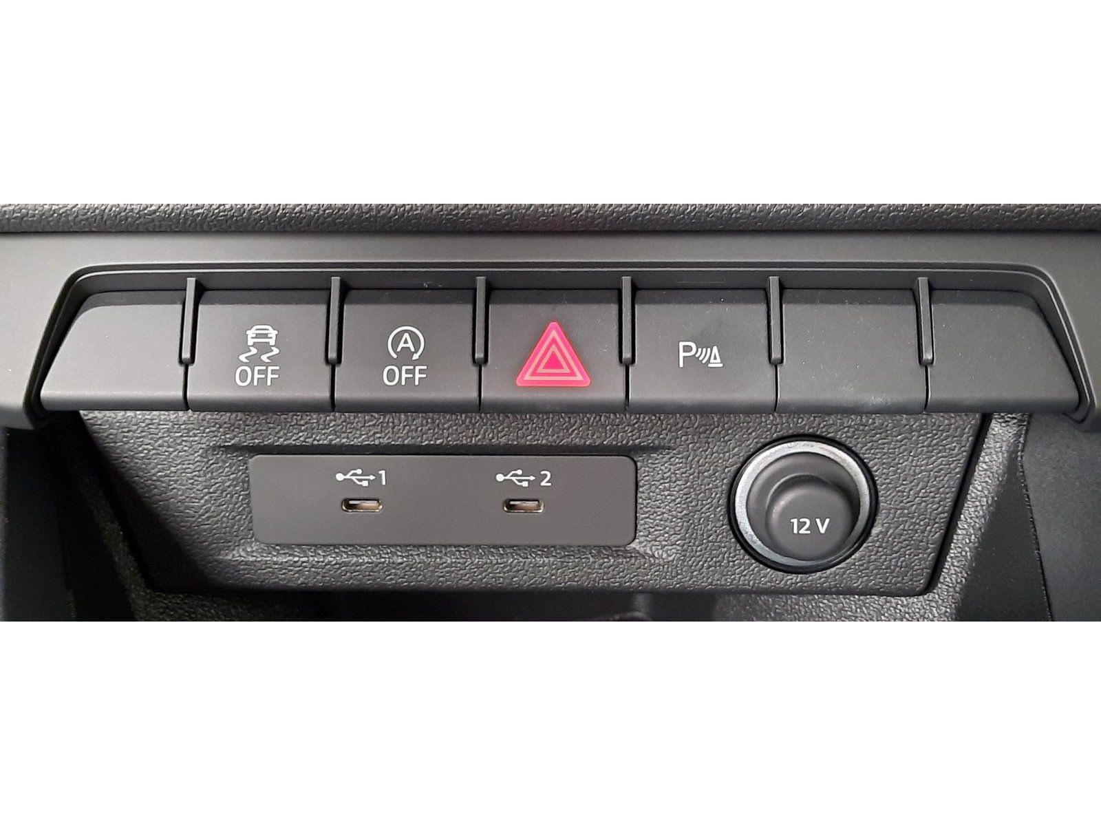 Fahrzeugabbildung Audi A1 Sportback 30 TFSI S-line *Cam*LED*PDC*Navi*