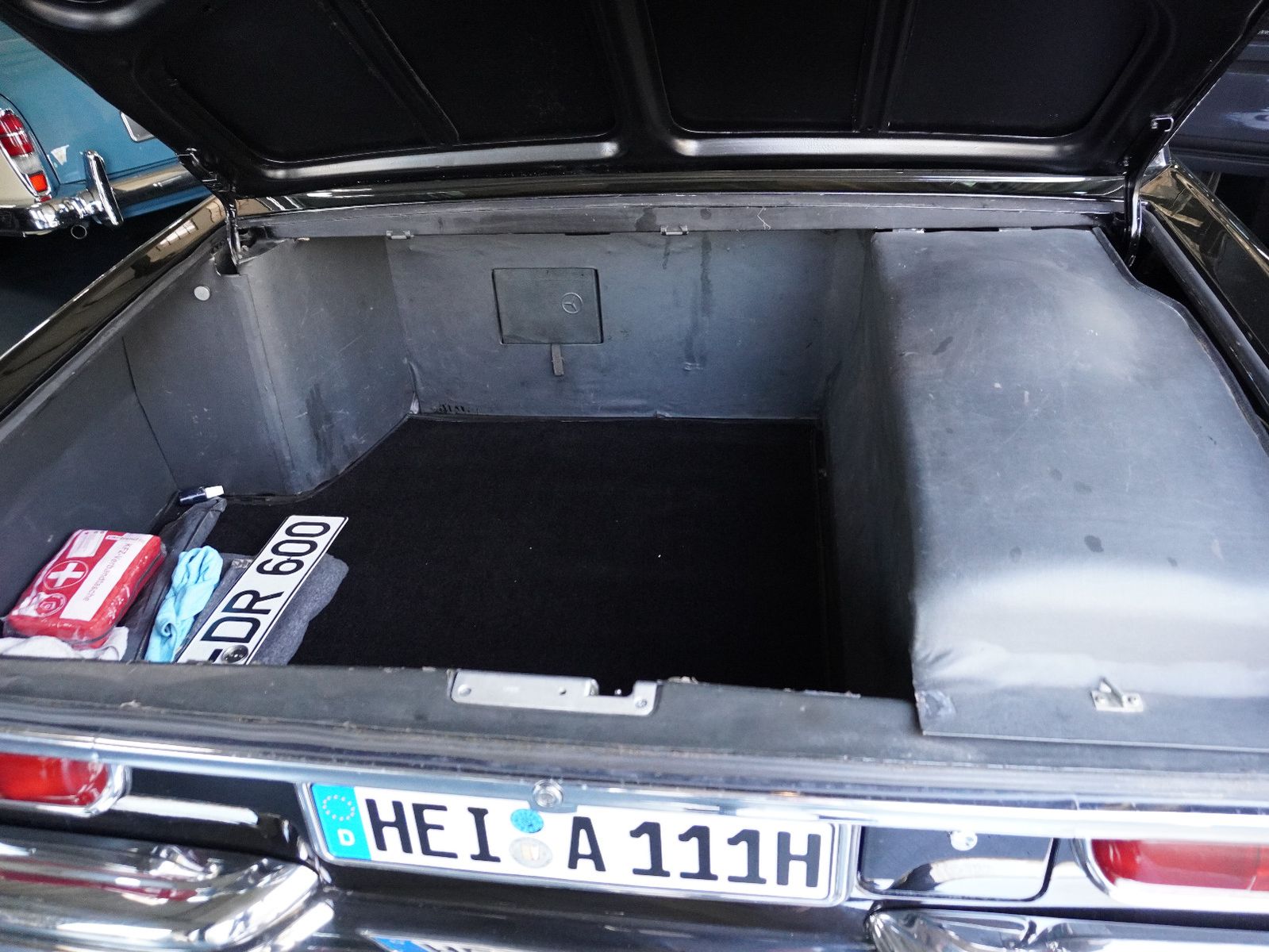 Fahrzeugabbildung Mercedes-Benz 600