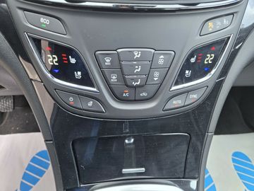 Opel Insignia - 9