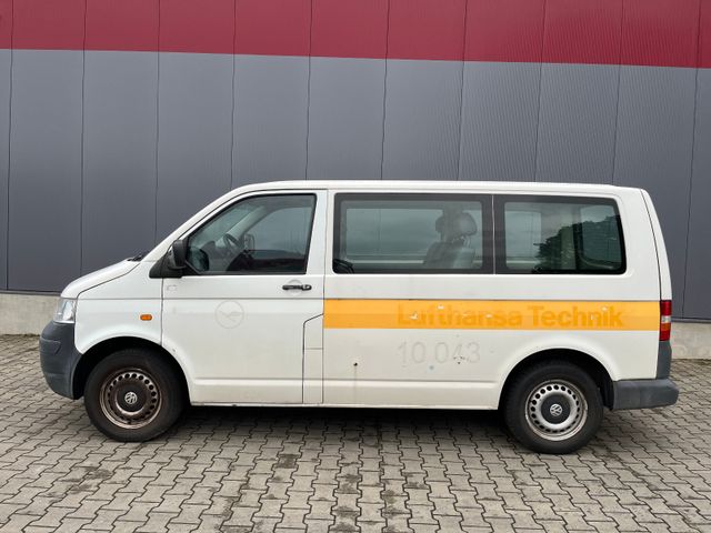 Volkswagen T5 Kombi 6-Sitze