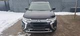 Mitsubishi Outlander HEV Basis Spirit 4WD - Mitsubishi Outlander: Basis