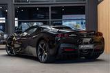 Ferrari SF90 Stradale Lift Two Tone Scuderia Shields 4.0 - gebrauchte Ferrari SF90 aus dem Jahr 2024