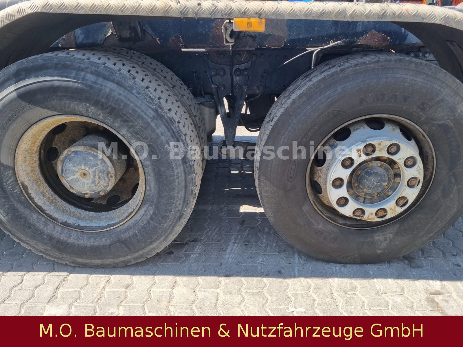 Fahrzeugabbildung Mercedes-Benz Actros 2540 / 6X2 / Fernverkehr