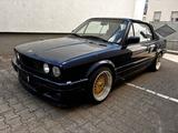 BMW 325i E30 Cabrio M Technik  2 TÜV 06/27 - BMW 325 aus 1992: 325i