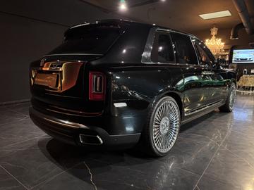 صورة 4 لـ 2019 ROLLS-ROYCE CULLINAN