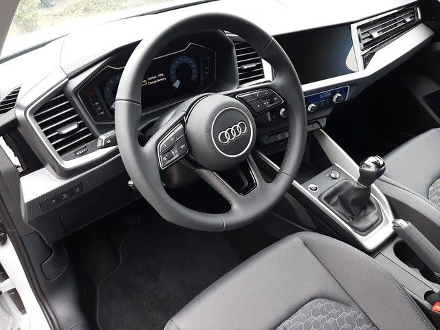 Fahrzeugabbildung Audi A1 Sportback advanced 25TFSI Navi LED 17" Sports