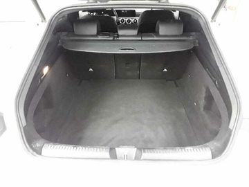 Mercedes CLA 180 Shooting Brake - 5