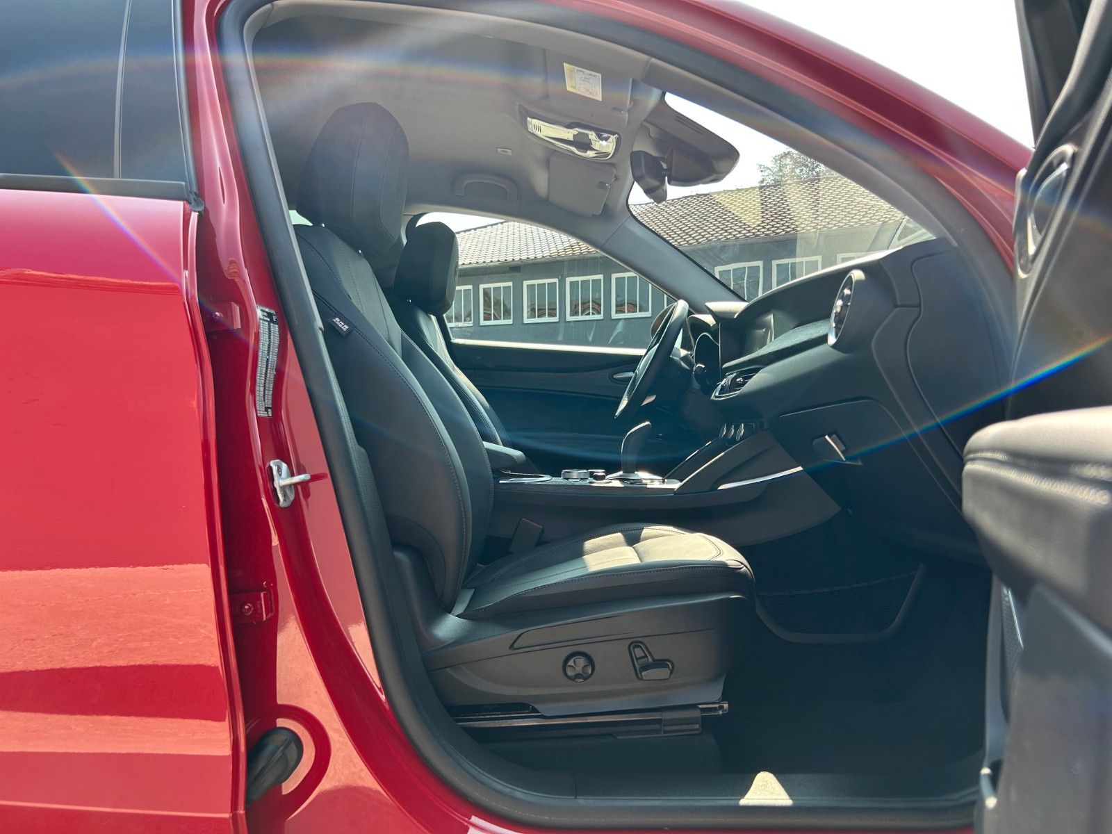 Fahrzeugabbildung Alfa Romeo Stelvio 2.0T Q4 Business Leder ACC Kam Bi-Xen BT